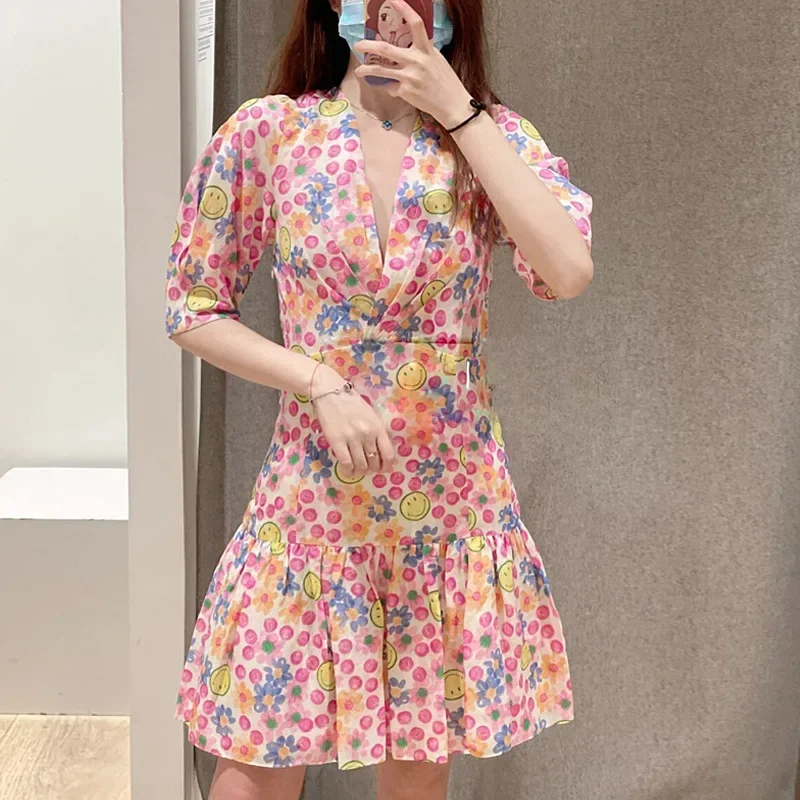 

Женское плиссированное платье с V-образным вырезом и принтом