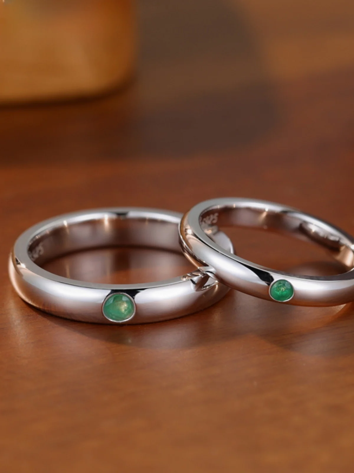 Mr. Z оригинальное кольцо из серебра 925 пробы с натуральным изумрудом для пары