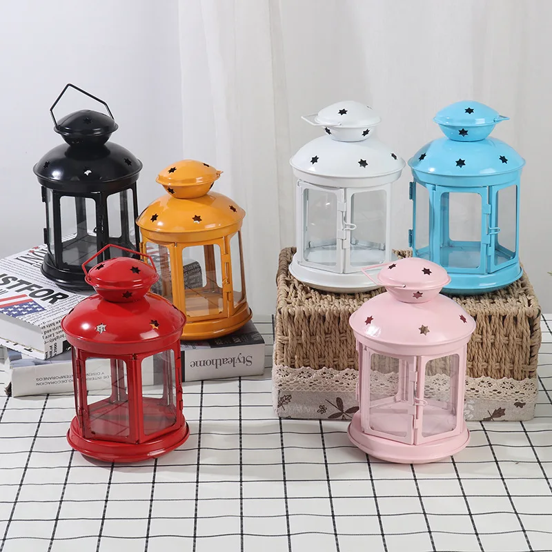 

Portable iron Candle Holders Wind Lantern Fashion Wedding Table Candle Stand Exquisite Candlestick Christmas Table Home Decor
