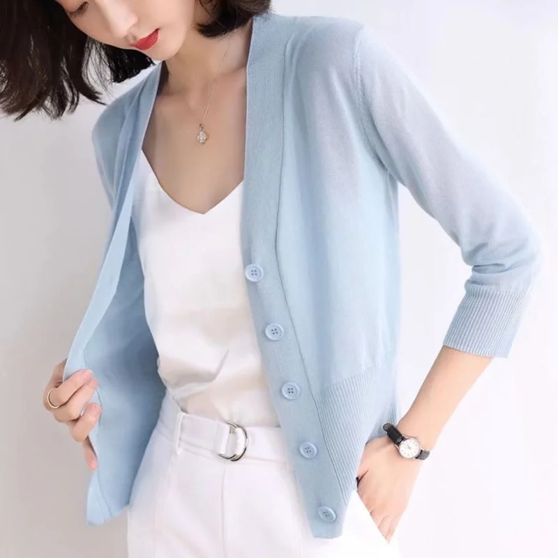 

Women Thin Summer Sunscreen Short Shawl Ice Silk Knitted Cardigan Overcoat Three Quarter Air-conditioned Jacket Sweater X106