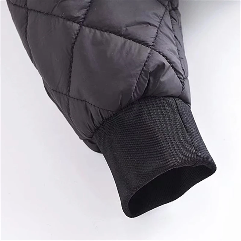 KEYANKETIAN women's diamond quilted black cotton-padded jacket New fall/winter loose-collar bomber jacket Cotton neutral jacket