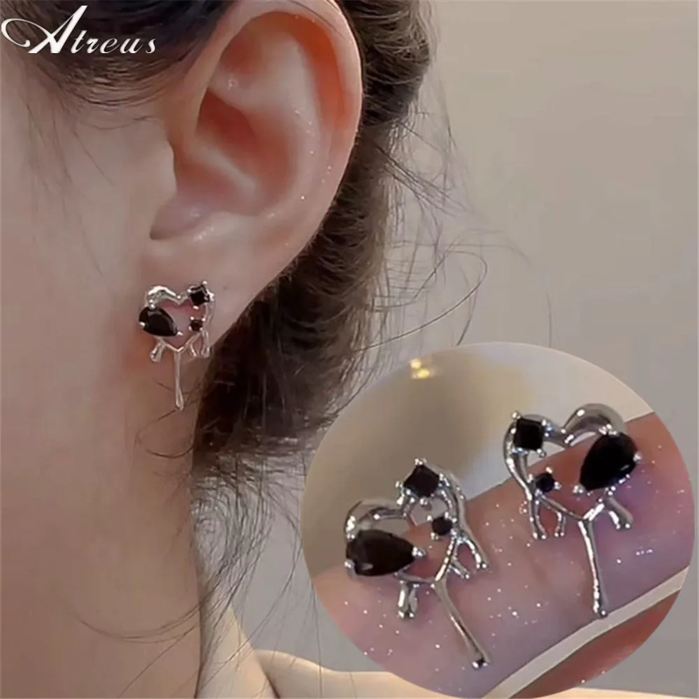 

Black Acrylic Silver Plate Water Drop Metal Stud Earrings Fashion Ladies Heart Earrings Punk Unique Wedding Engagement Jewelry