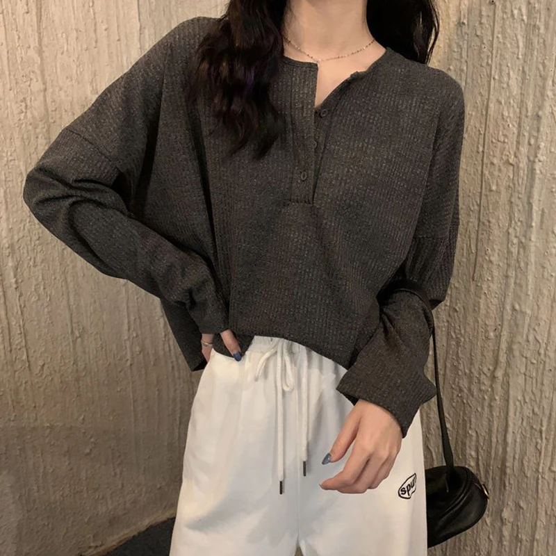 

Biyaby Simple Short T-Shirt Women Korean Style Solid Button Long Sleeve Tops Woman 2023 Autumn All-Match Loose Pullover T Shirt