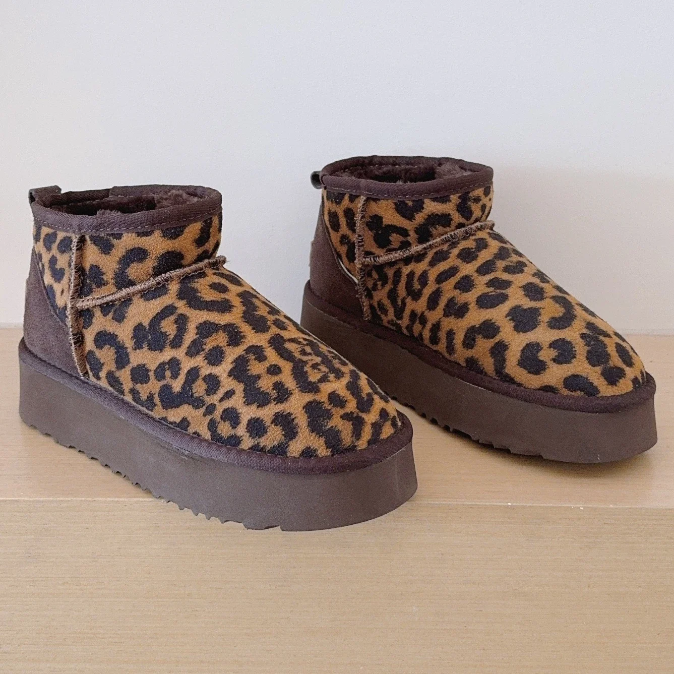 Новые зимние женские ботинки женская обувь на платформе и высоком каблуке теплые