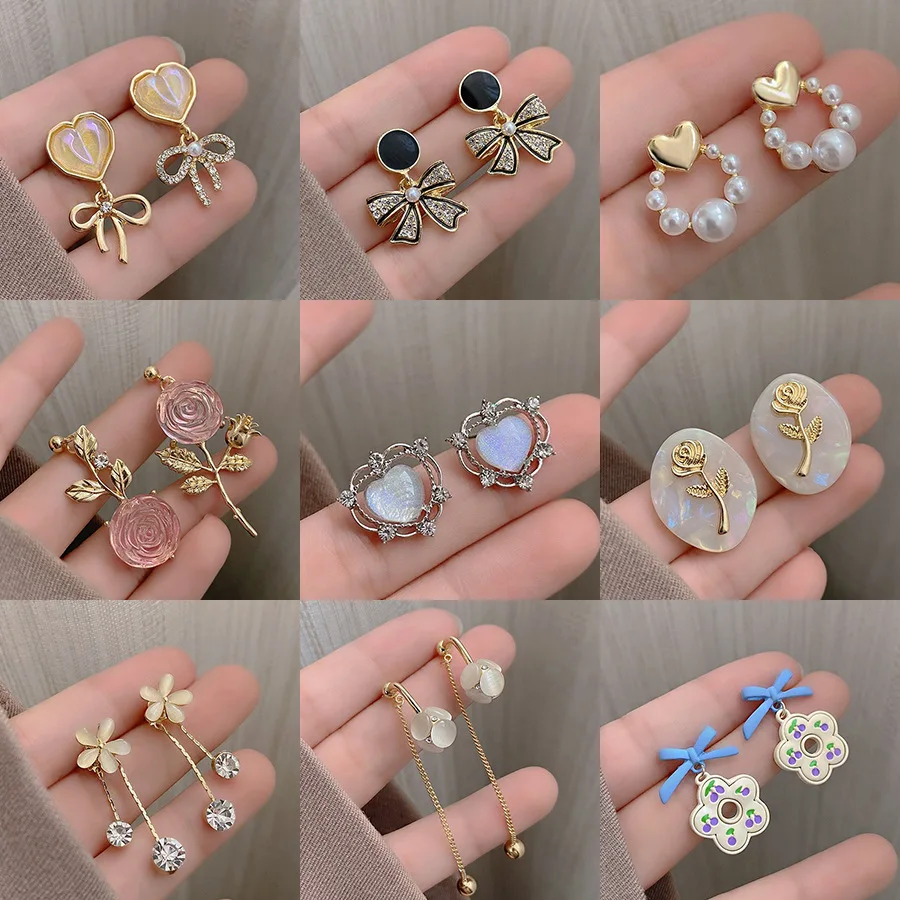 

Multi-Styles 40 Pairs Gold Flower Studs Earrings For Girls Women Dangle Drop Heart Statement Pearl Hypoallergenic Jewel