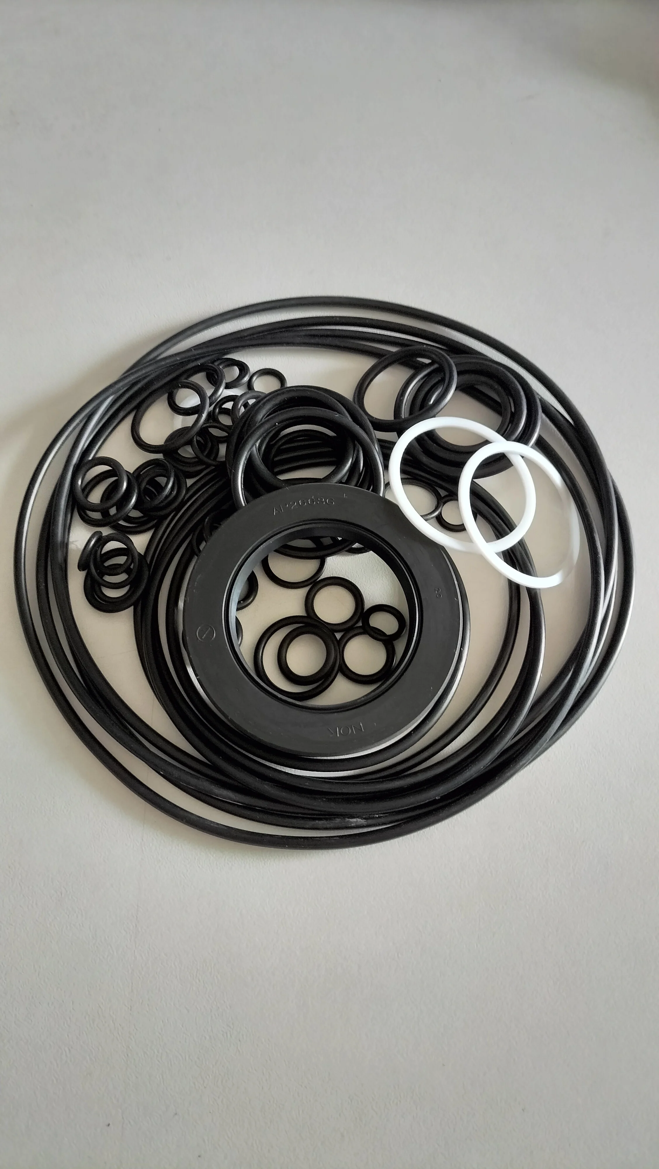 Ремкомплект сальника гидравлического насоса K3V180DTP VOE 14566659 EC330B/C 360B
