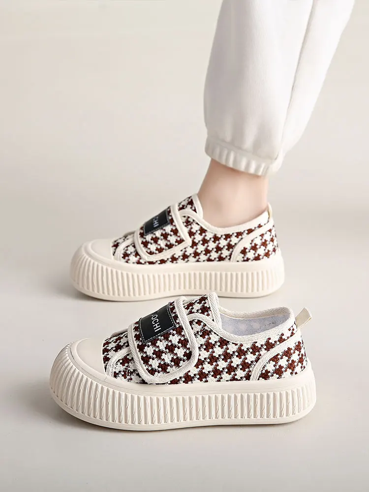 

Casual Woman Shoe Shallow Mouth Modis All-Match Clogs Platform Round Toe Small 2023 Creepers New Summer Checkered Spring Flock L