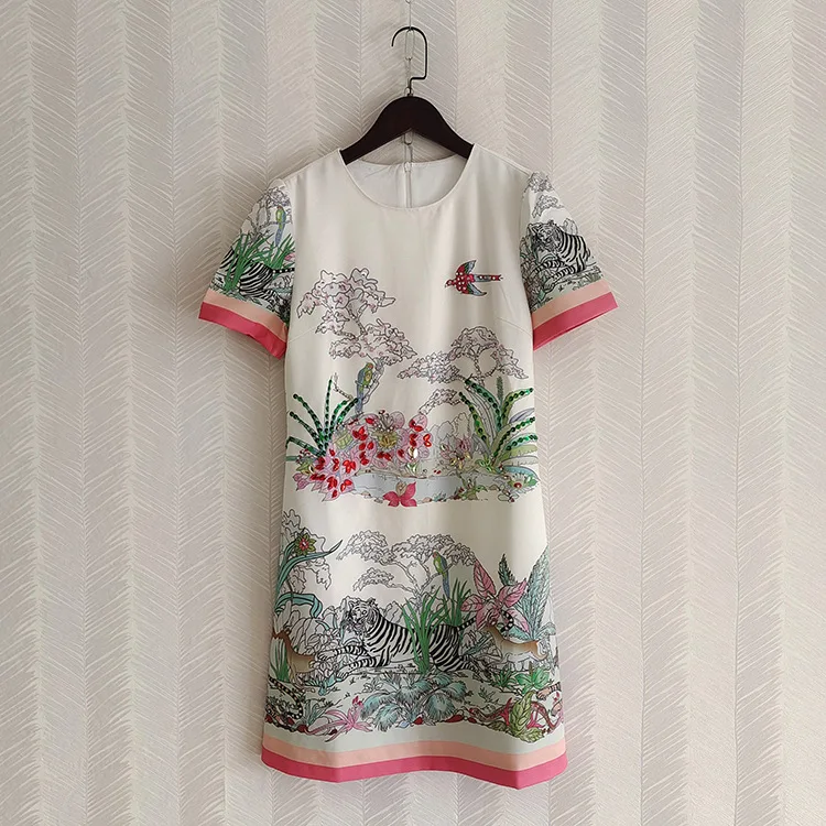 

High Quality Summer and Spring Women's Vintage Print Round Neck Light Luxury Heavy Work Beaded Loose Waist Mid-sleeve Dress