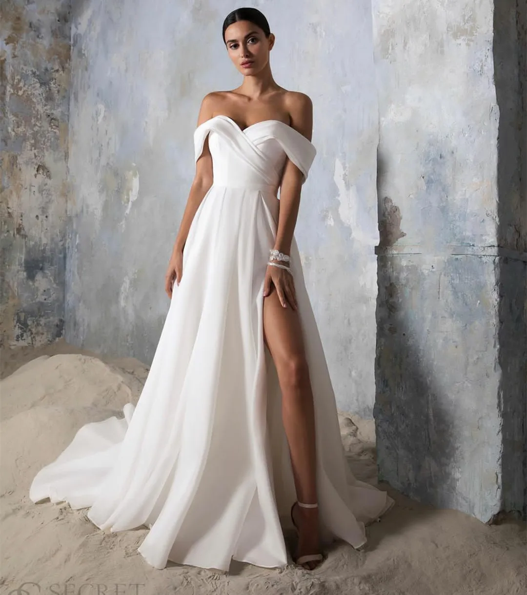 

Женское длинное свадебное платье, элегантное платье цвета слоновой кости с разрезом, а-силуэт, из органзы, на молнии, со шлейфом