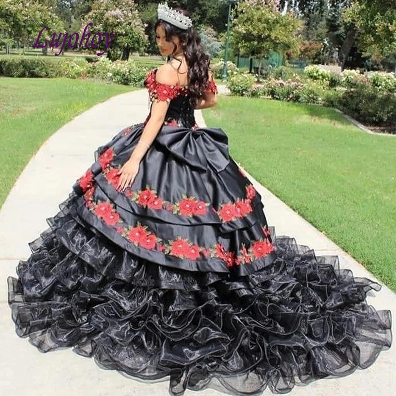 

Black Quinceanera Dresses Ball Gown Plus Size Satin Off Shoulder Masquerade Mexican 15 Year Old Sixteen Sweet 16 Prom Dress