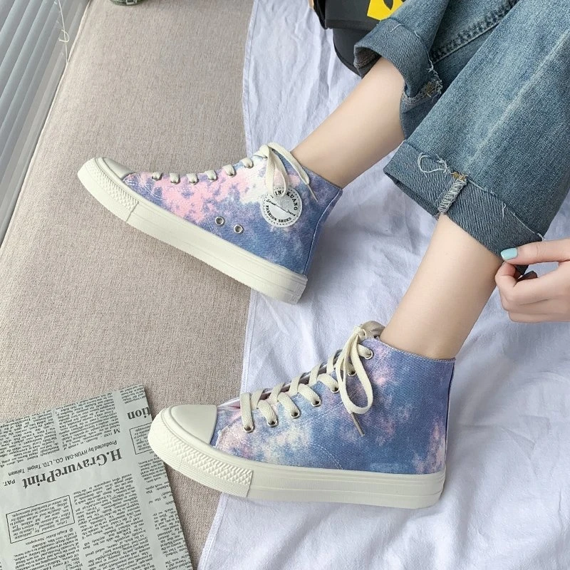 

Новинка, Чжэцзян, парусиновые туфли с высоким верхом и переходом цвета, мужские и женские туфли с граффити, Студенческая Повседневная обувь ...