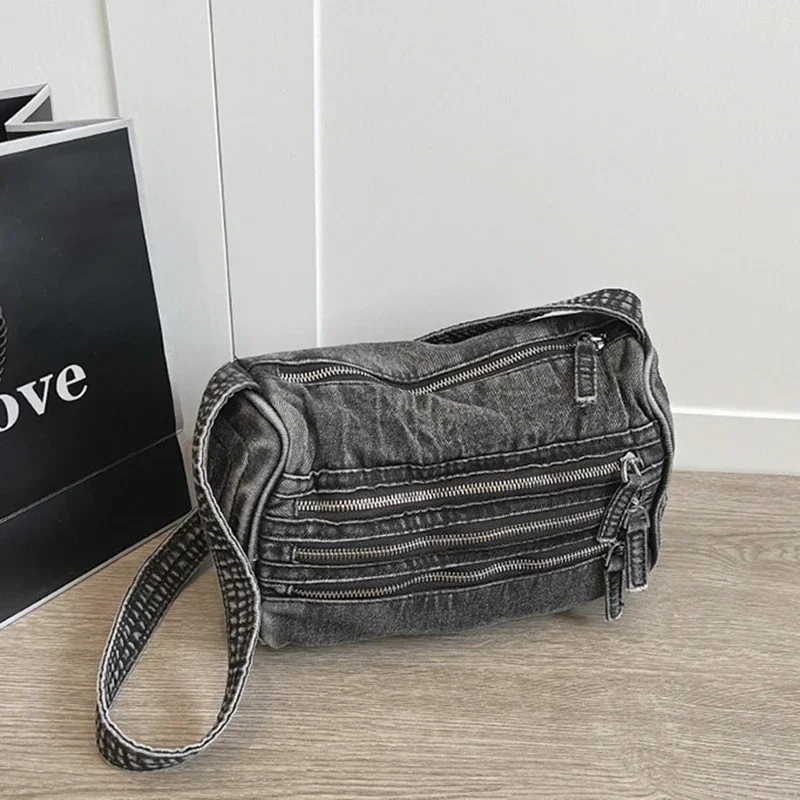 

2023 New Large Capacity Fashion Advanced Personality Zipper Crossbody Bags for Woman Casual Versatile Denim Women's Shoulder Bag