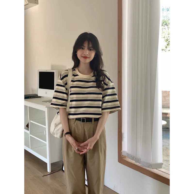 

Женская хлопковая футболка в полоску, свободная повседневная футболка с коротким рукавом и вышивкой, в винтажном стиле, лето 2023