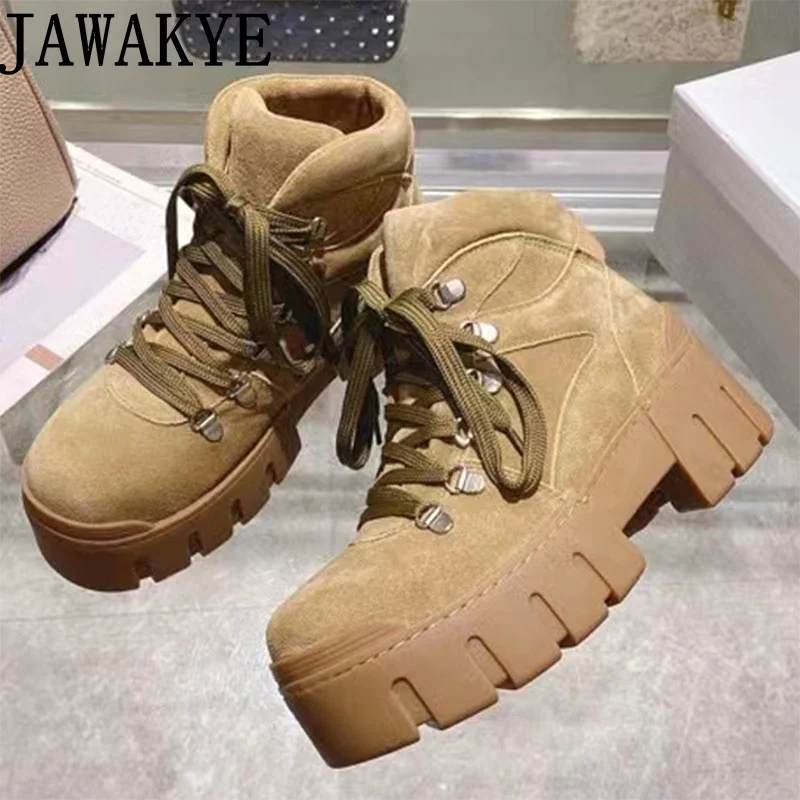 

Ботинки женские кожаные на шнуровке, дизайнерские брендовые Черные ботильоны на толстой подошве, с круглым носком, зимние мотоциклетные бо...