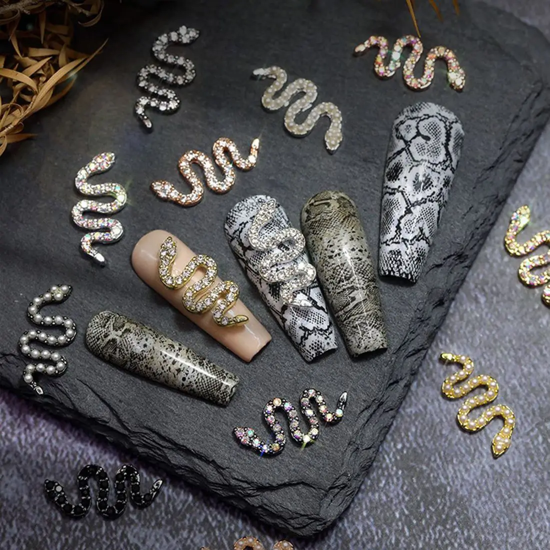 

Luxury Snake 3D Glitter Rhinestones Gold Silver Strass Diamond Alloy Nail Supplies Charm Nail Art Decorations DIY Charm