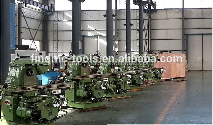 Универсальный фрезерный станок с коническим шпинделем ISO50 X6132 размером стола