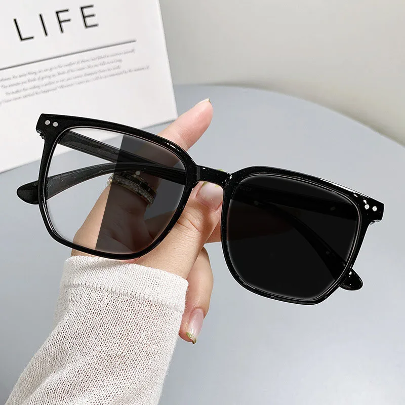 

Large Square Photochromic Glasses Unisex Oversized Near Sight Myopia Eyewear Women Men Outdoor Travel Color Changing Sunglasses