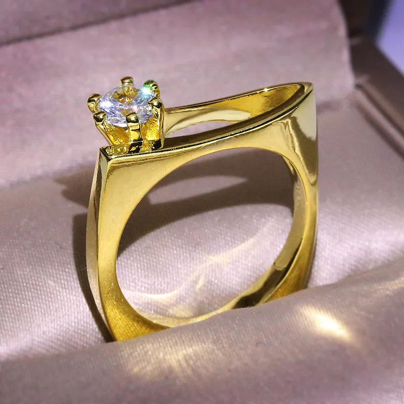 

Женское Винтажное кольцо из серебра 925 пробы, с Белым Круглым фианитом
