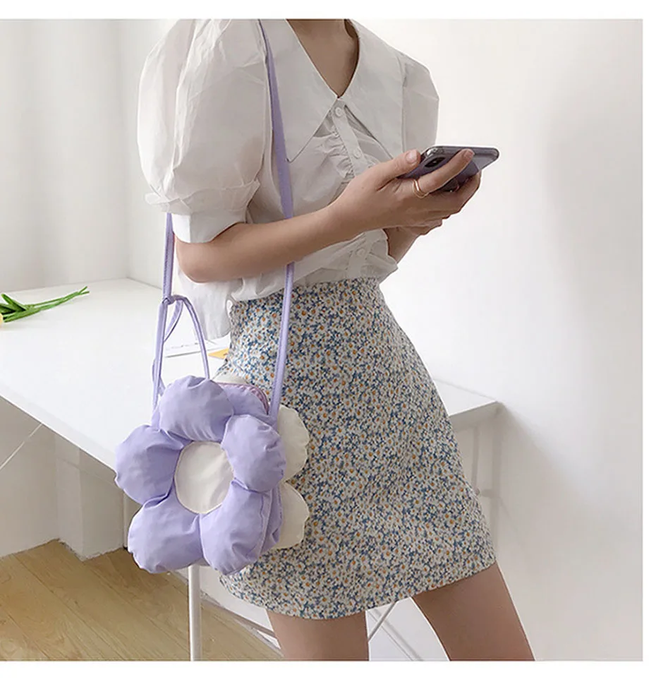 

2022 Japanese Korean Kawaii Cute Flower Women's Bag Chic Messenger Small Crossbody Bag Simple Lovely Fashion Casual Shoulder Bag