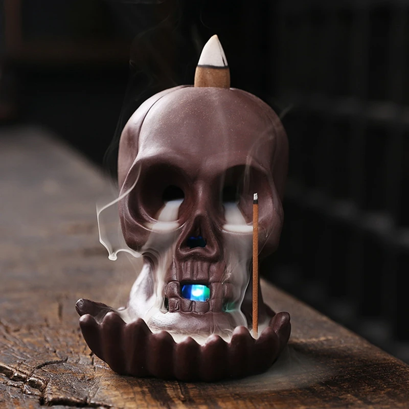 

Skull Backflow Incense Burner Ceramic Waterfall Incense Holder LED Light For Aromatherapy Yoga Meditation Home Decor