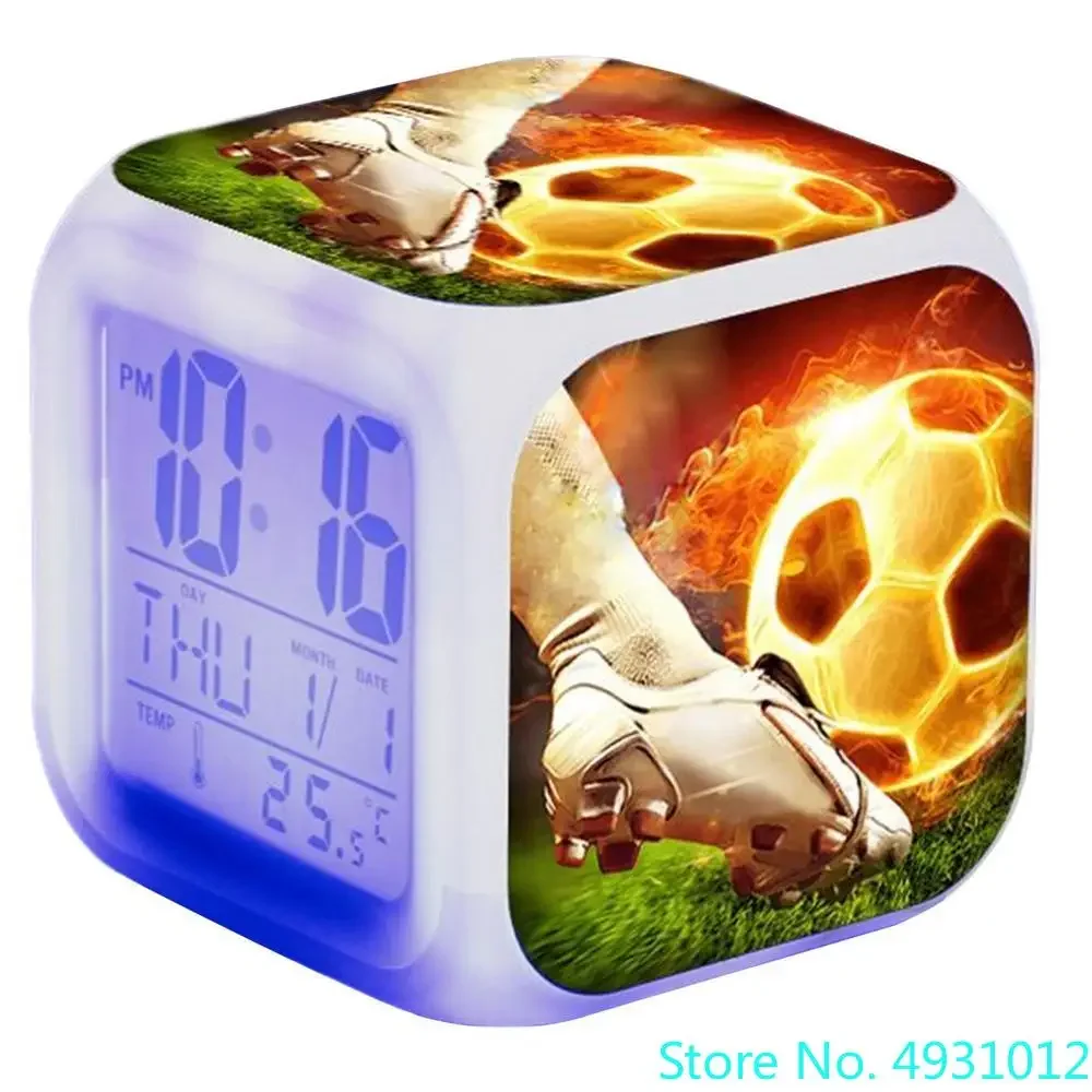 Красочные светодиодные часы-будильник 8x8x8 см с изображением футбольной цели для