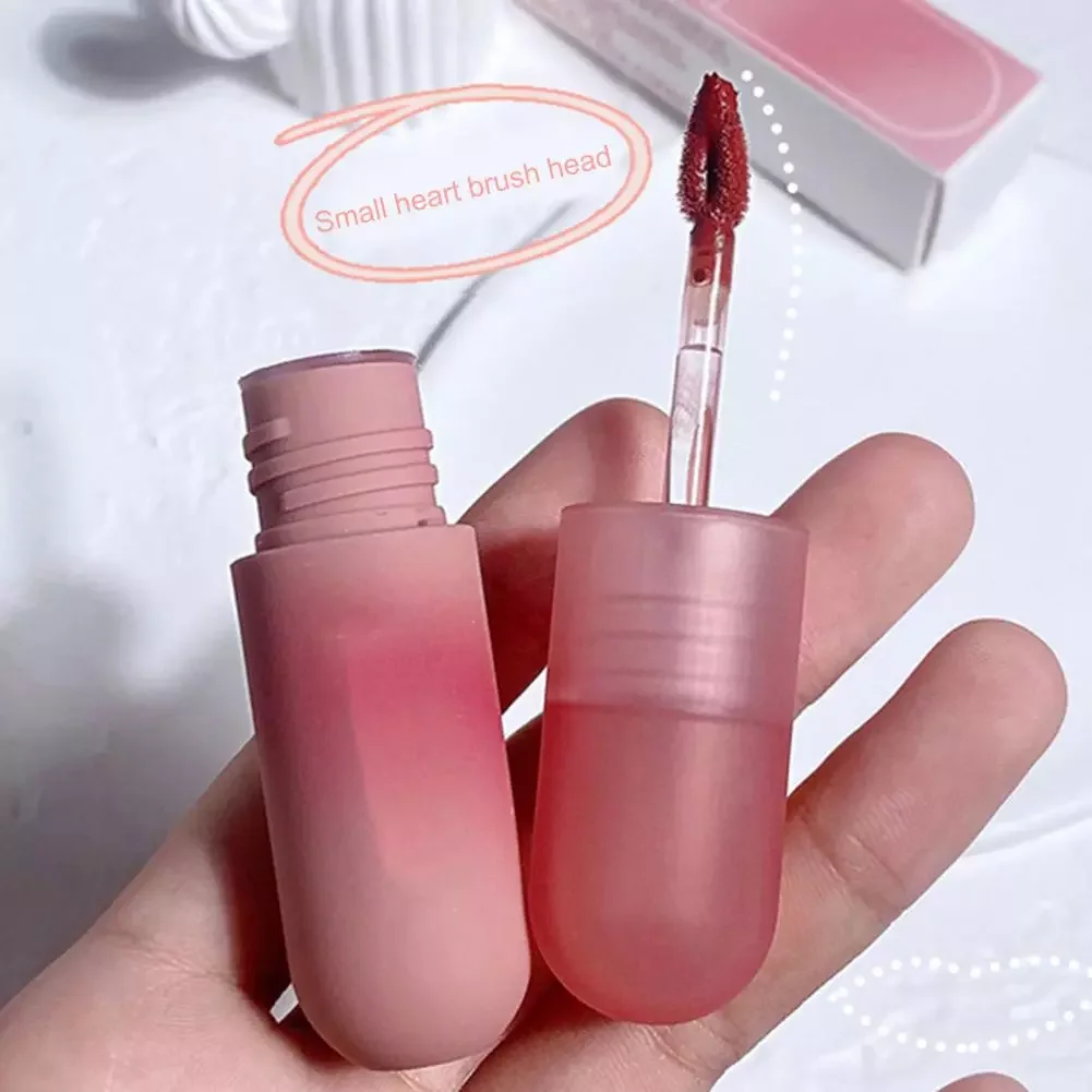 

NEW2023 Lip Glaze Lightweight Long-lasting Effect Compact Size Odor Non-irritating Women Makeup Lipstick for Lady
