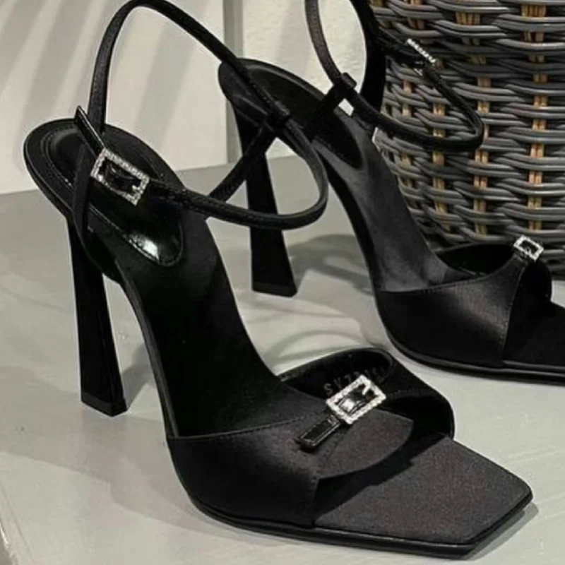 Women's Sandals 2023 Summer New Fashion Rhinestone Needle Button Black Satin Fine High Heel Open Toe Roman Shoes.