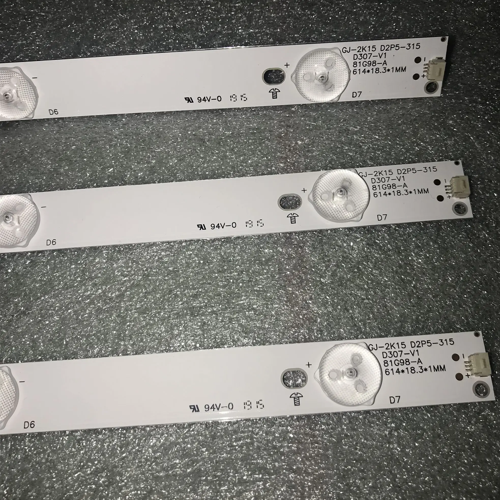 

3PCS IN 1TV LED Strips 7leds GJ-2K15 D2P5-315 D307-V1 LBM320P0701-FC-2 for Philip 32" 32PHF5755/T3 TPT315B5 32PFH4200 32PFT5500