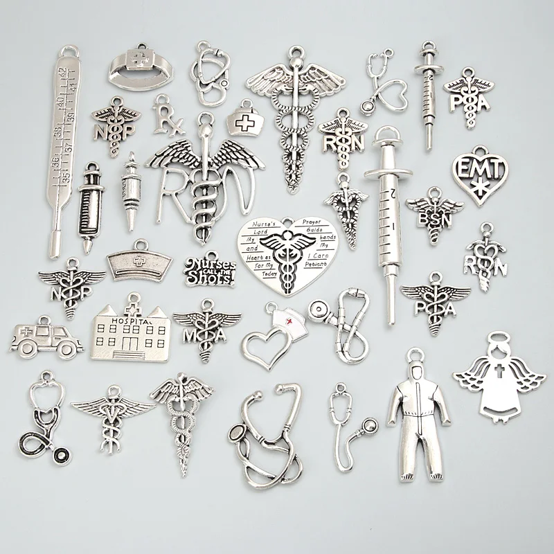 30 шт. подвески в виде медицинских шприцов | Шармы