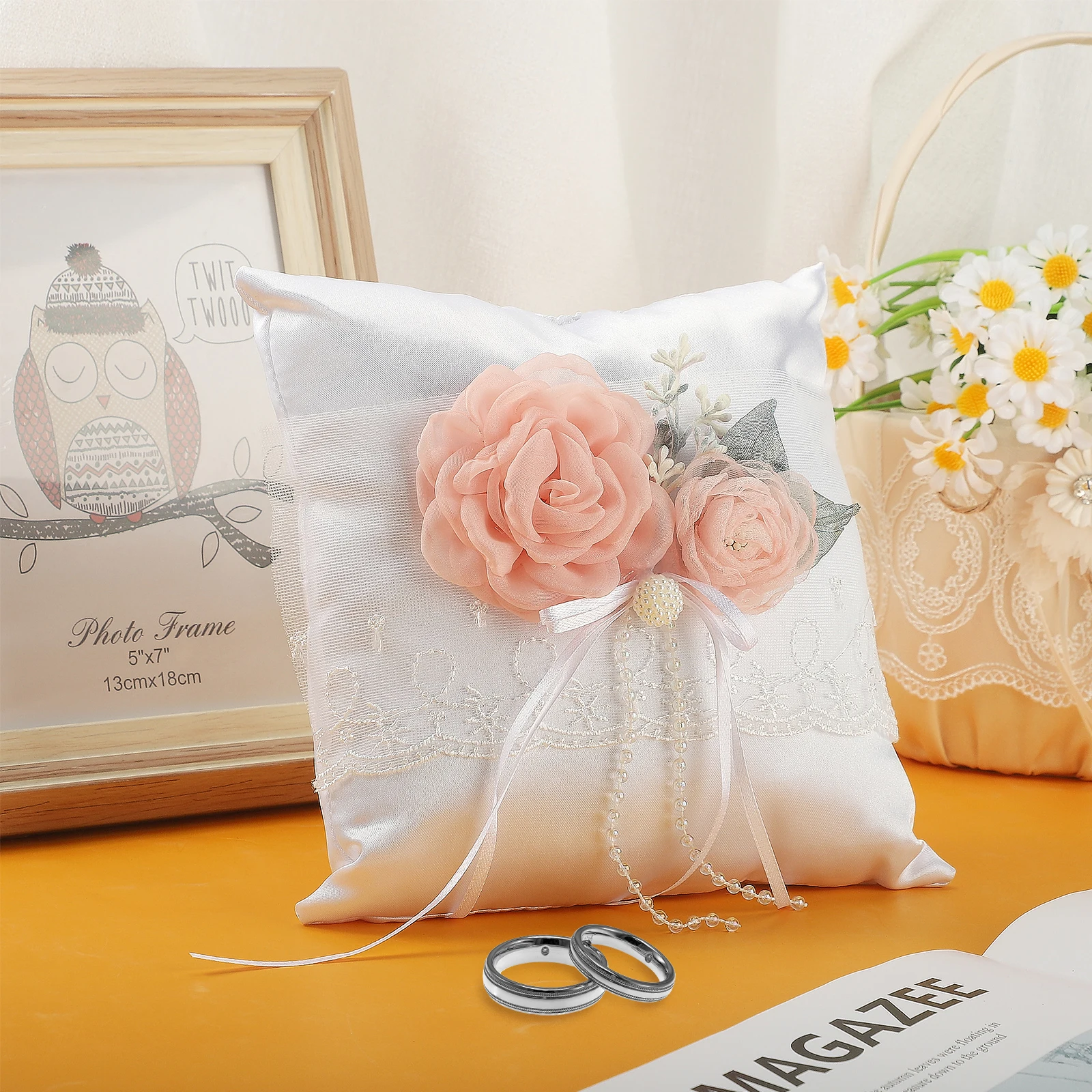 

Wedding Decorations Flower Basket Satin Embellished Ring Pillow Basket for Wedding Party banquet Ornaments Photography Props