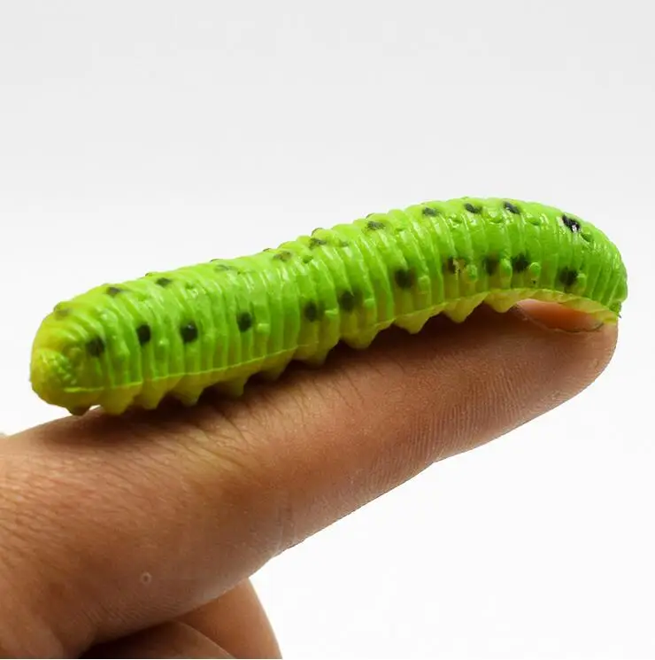 

6pcs/Lot Different Twisty Worm Realistic Fake Caterpillar Insect Educational Trick Toy Simulated crawling insect animal
