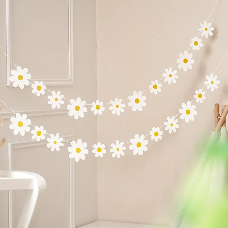 

Small White Daisies Pull Flowers Chrysanthemum Flag Banner Birthday Party Decorations Decorated Scene Bunting Supplies