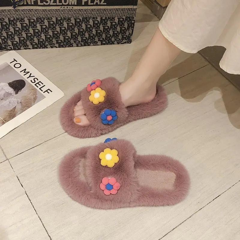 

Elegant Sexy Woman Sandal Summer Cutouts Flat Shoes Casual Beach Wearing Shoes Summer 2022 Womens Fashion Furry Slippers