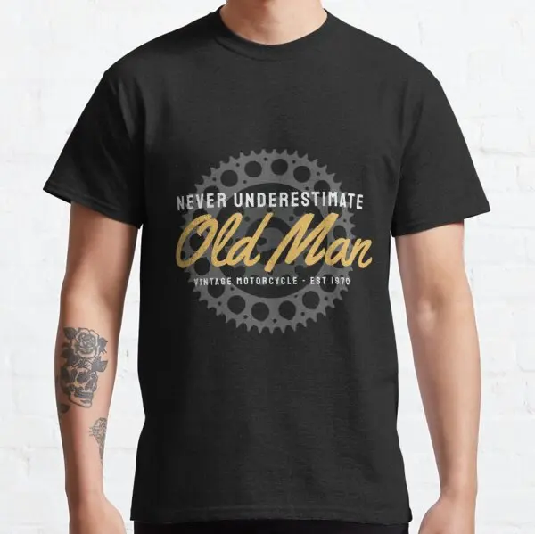 

Never Underestimate Old Man Vintage Motorcycle Est 1970 t shirt for Bajaj Buell BMW Benelli HYOSUNG YMHAHA KYMCO
