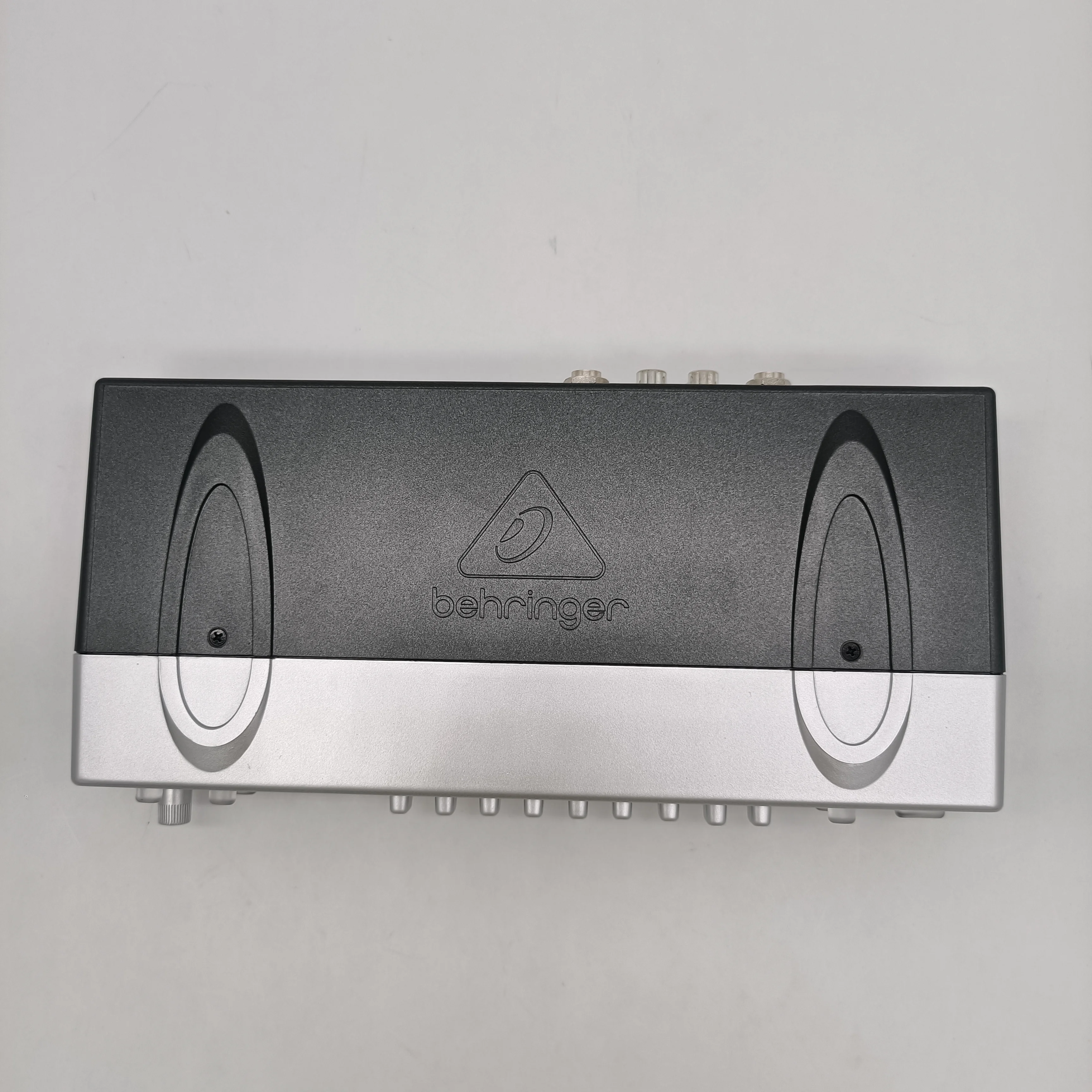 Кендра жұлдызы Вудманның кастингінде дөрекі жыныстық қатынасқа түседі