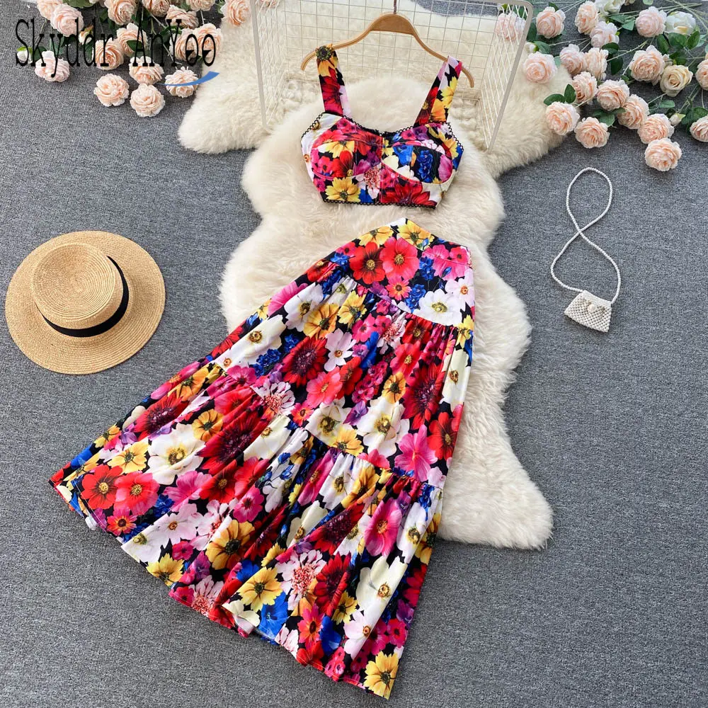 

Summer Flower Printed Two Piece Set Beach Outfits For Women Sexy Crop Top And High Waist Pleated Long Skirt 2 Piece Sets Outfits