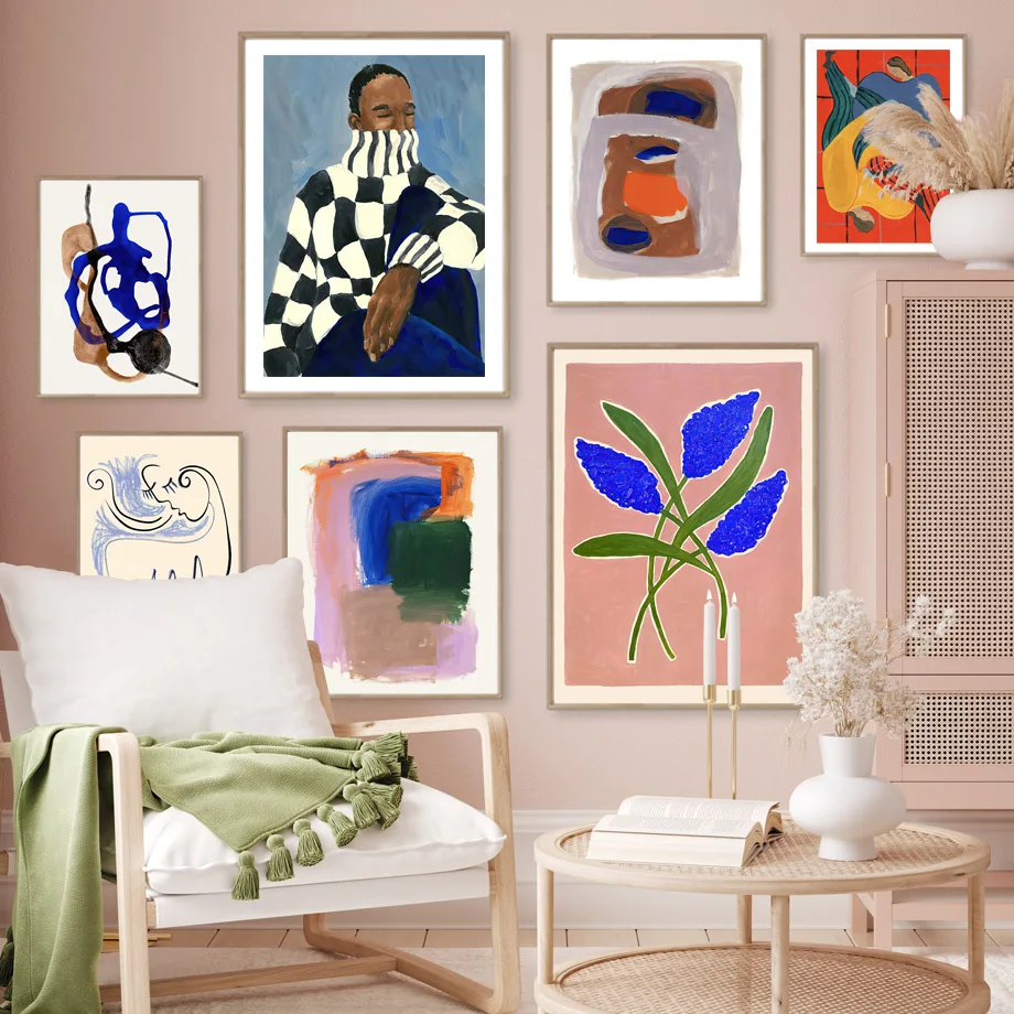 Абстрактная картина с изображением девушки