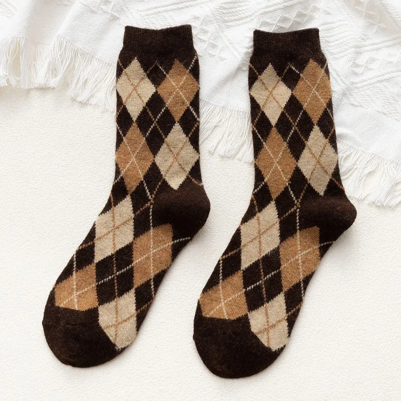 Retro New Winter Thermal Socks for Women Fashion Warm Wool Cotton Socks Fluffy Thick Middle Tube Sleeping Sport Socks Set