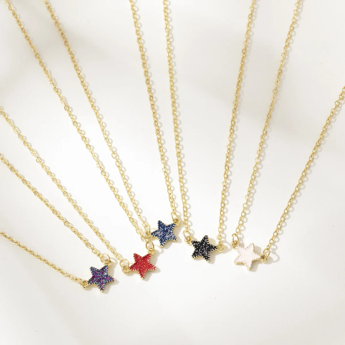 

Y2k Style Bling Star Pendant Necklaces Sweet Cool Girls Crystal Necklaces for Women Gift Multicolor Jewelry Accessories