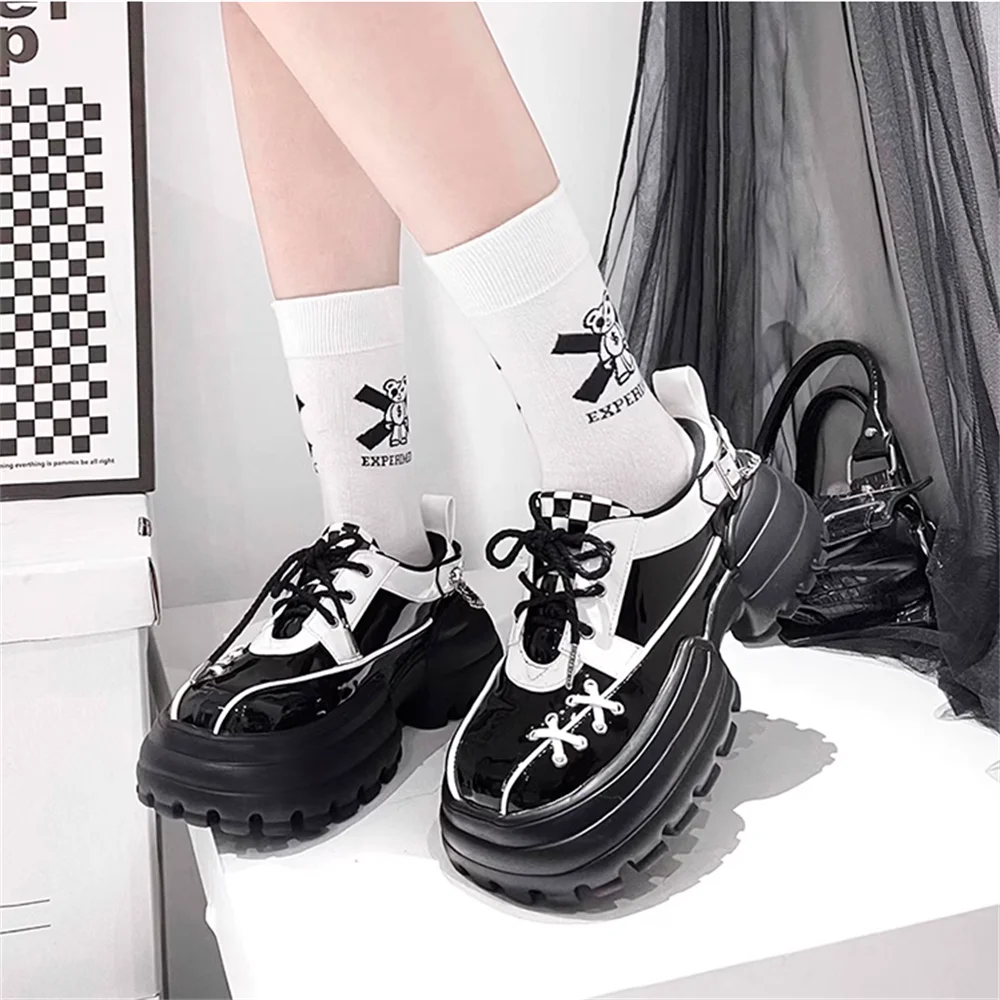 Туфли Lolita оригинальные женские в клетку модная Осенняя обувь для мотоциклистов