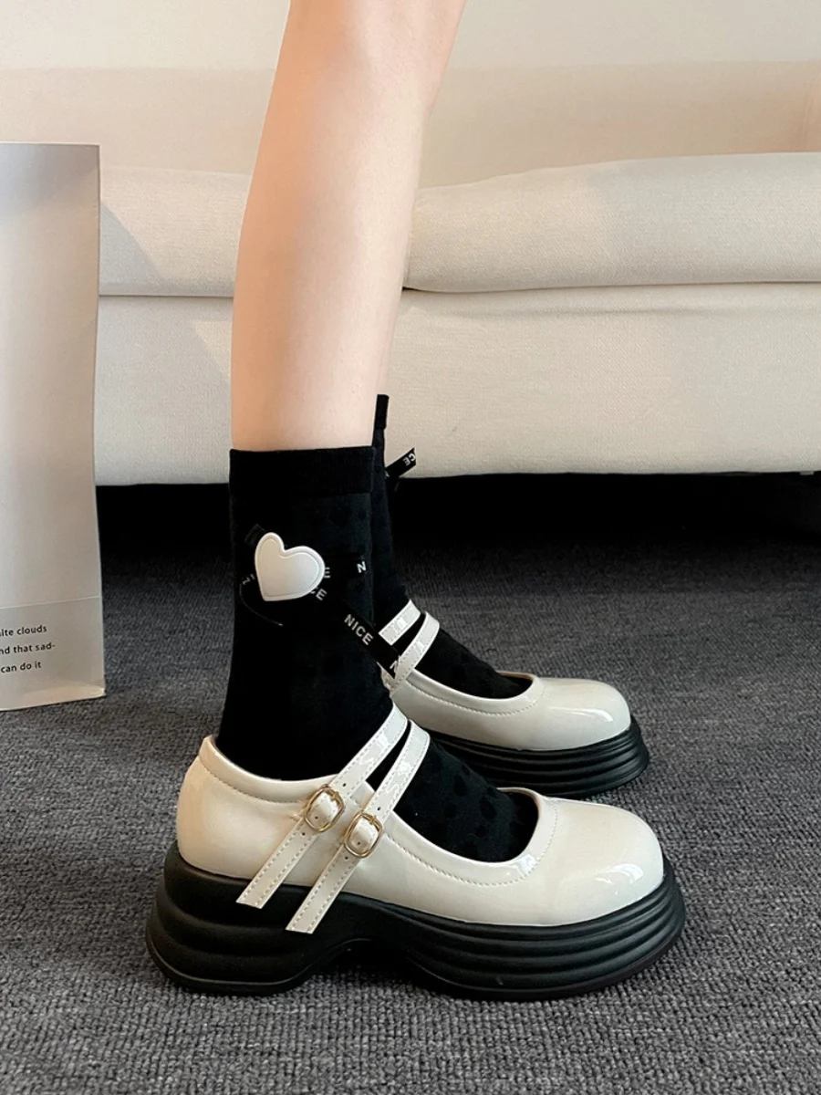 

Women's Shoes Platform British Style Oxfords Female Footwear All-Match Clogs Preppy New Retro Leather Dress Summer Med PU Buckle
