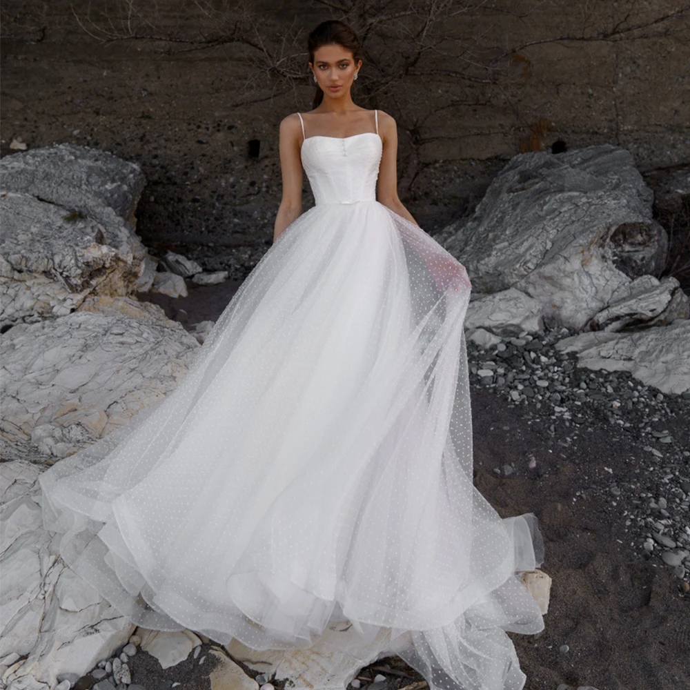 

Spaghetti Straps Wedding Dress For Bride Backless Sleeveless Tulle Bridal Gowns Boho Simple Pleat Vestido De Noiva Custom Made