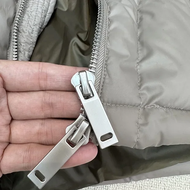 Рисунок 5 - Пуховик с капюшоном на двойной