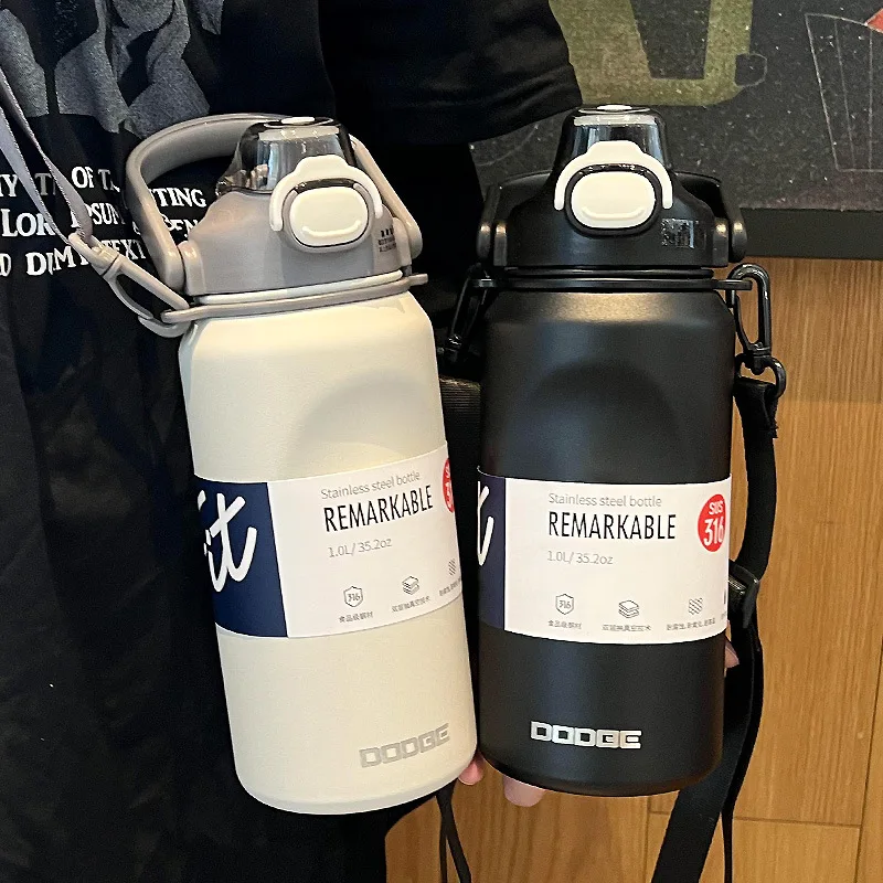 Flask Water Bottle With Straw Sports Tour Stainless Steel Thermoses Thermal Botella Portable Copo Termico Tumblers