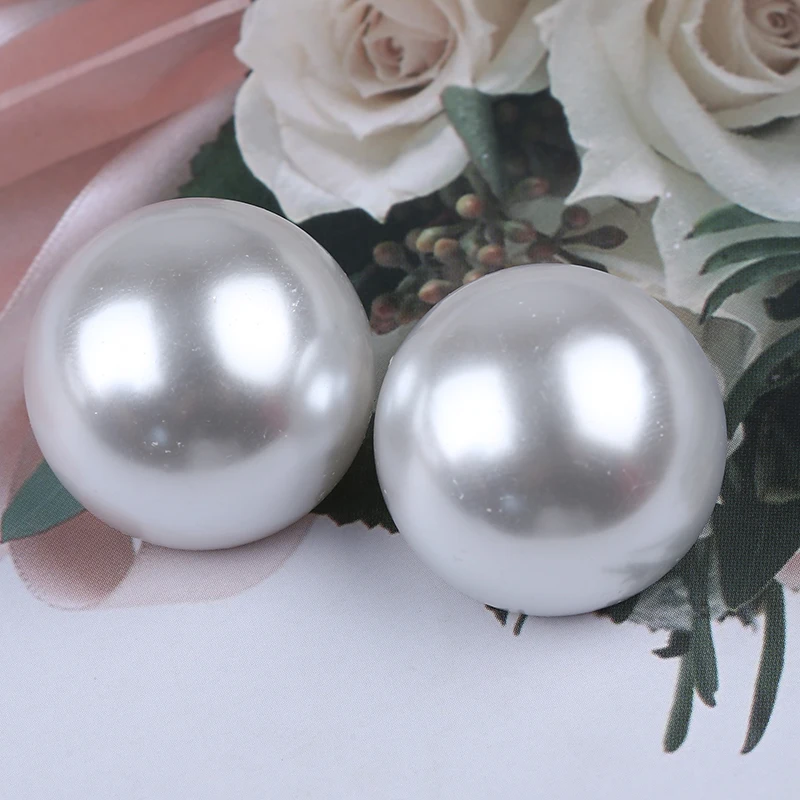 Wholesale 25mm Natural White Mother Of Pearl Bead Shell Brooch For Women