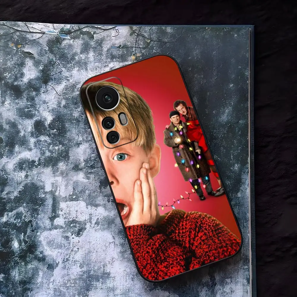 Фото home alone christmas Phone Case for Xiaomi 14 12 11T 13 Lite Ultra Redmi Note 12 10 Pro POCO F4 F5 X5 Pro Shell Coque №2