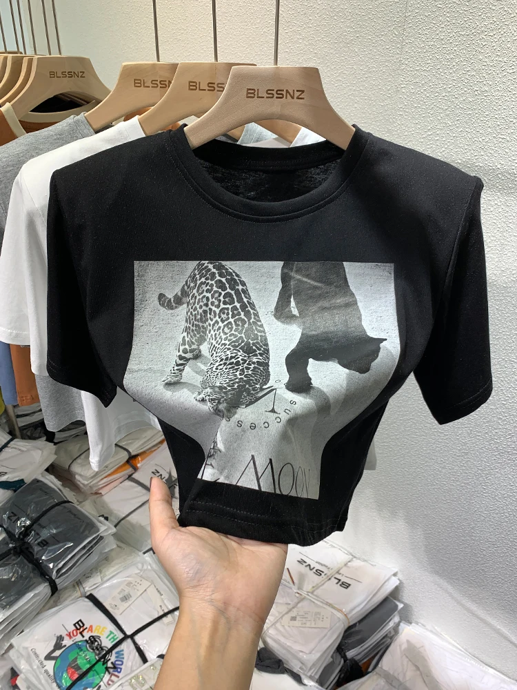 

Женская футболка с коротким рукавом, Повседневная Свободная футболка с круглым вырезом и буквенным принтом в Корейском стиле, лето 2023