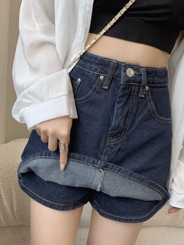 New Spring Summer Women Slim Fit A-line Denim Shorts Streetwear Female High Waist Button Retro Jeans Shorts Bottoms