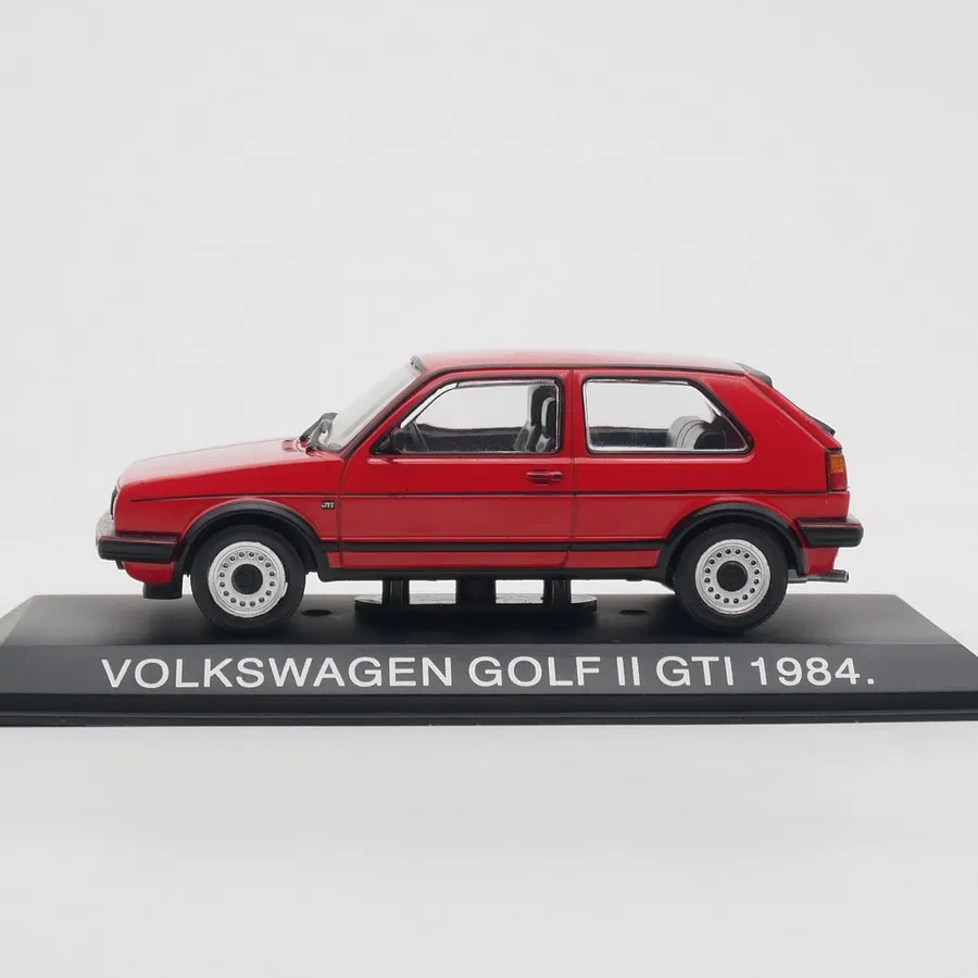 Фото Металлическая модель автомобиля Ixo 1:43 VW GOLF 2 GTI 1984 года №2