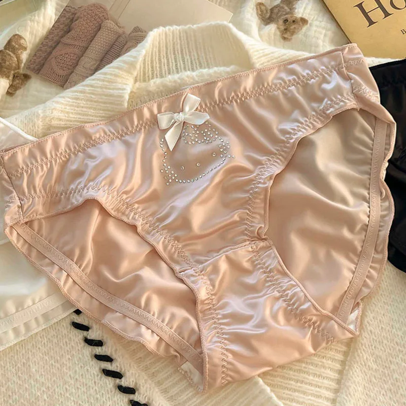 Красивые шелковистые гладкие брифы Hello Kitty для девочек женские удобные летние